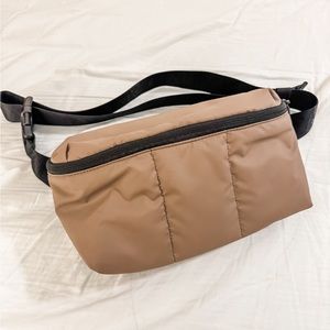CALPAK belt bag